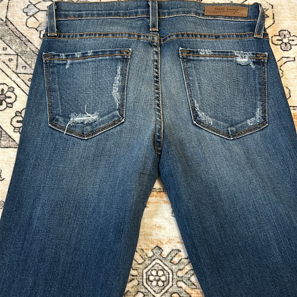 NWT ANGRY RABBIT 25 skinny destroyed wash cropped jeans with slant hem - Picture 7 of 9